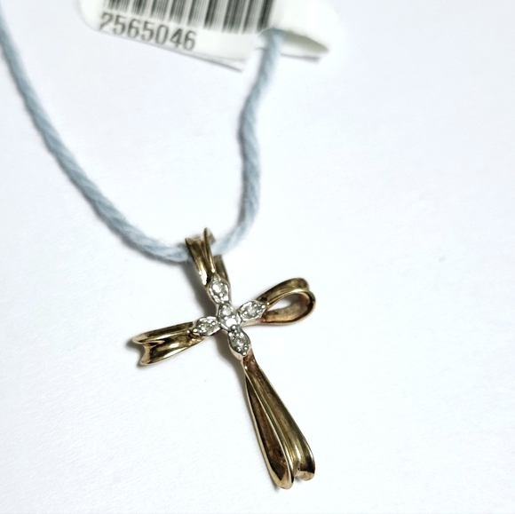 10K Gold Diamond Cross 1.0" - Picture 7 of 7